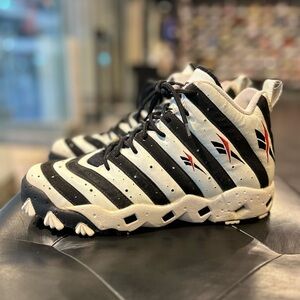 Vintage 1996 Reebok Big Hurt Frank Thomas Size 9.5 Men’s Shoes